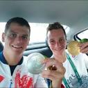 endless-pools-jonathan-and-alistair-with-olympic-medals-picture